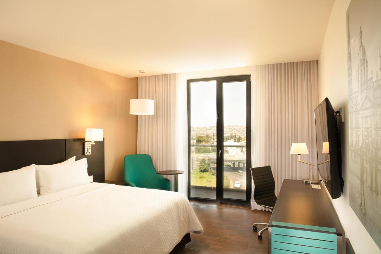 Fiesta Inn Guadalajara Aeropuerto Las Pintas Extérieur photo