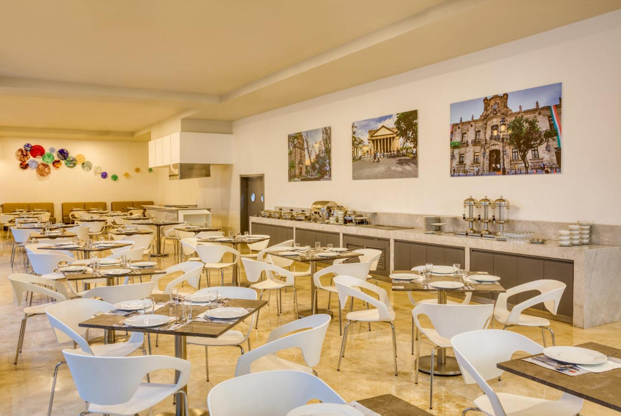 Fiesta Inn Guadalajara Aeropuerto Las Pintas Extérieur photo